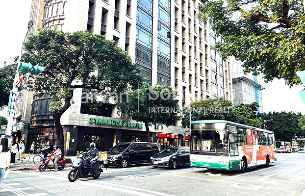 皇翔玉璽黃金店舖(Sukiya) C建物外觀